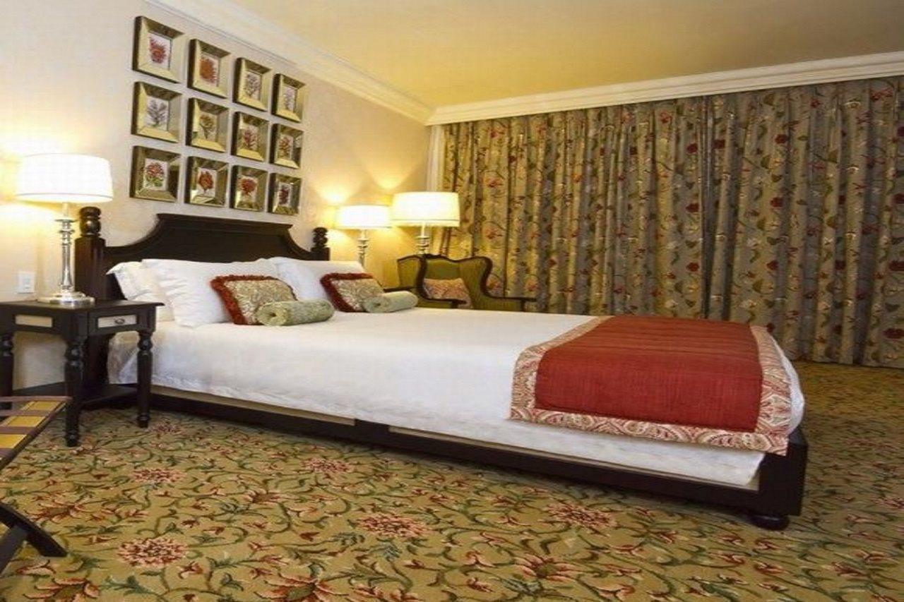 The Boardwalk Hotel, Convention Centre & Spa Port Elizabeth Extérieur photo