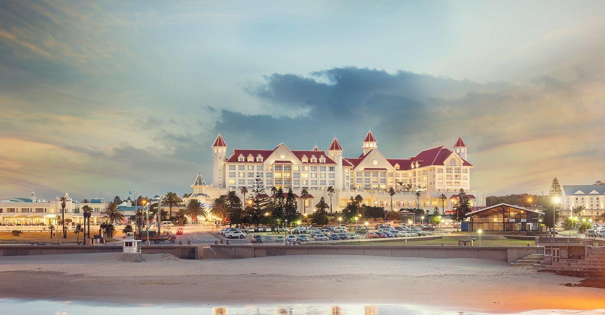 The Boardwalk Hotel, Convention Centre & Spa Port Elizabeth Extérieur photo